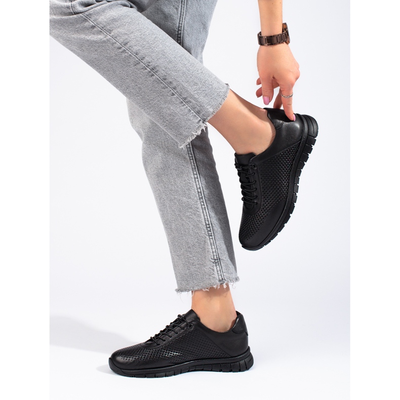 Chaussures de sport en cuir noir T.Sokolski le noir 1