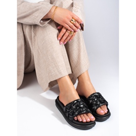 Pantoufles noires sur une plate-forme Shelovet épaisse le noir 1