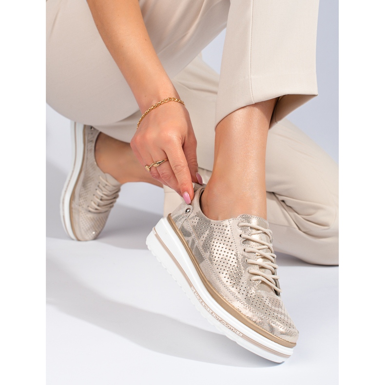 Chaussures de sport à lacets en cuir doré Shelovet d'or 1