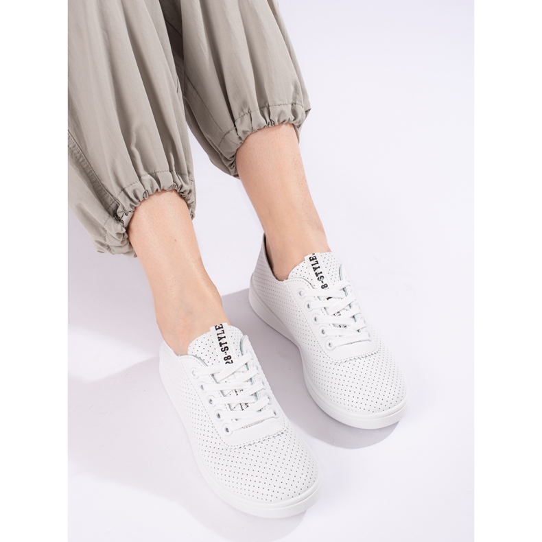 Baskets femme Shelovet blanches ajourées 1 Baskets femme Shelovet blanches ajourées 1