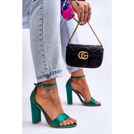 Sandales à talons hauts en satin vert Linsy 5