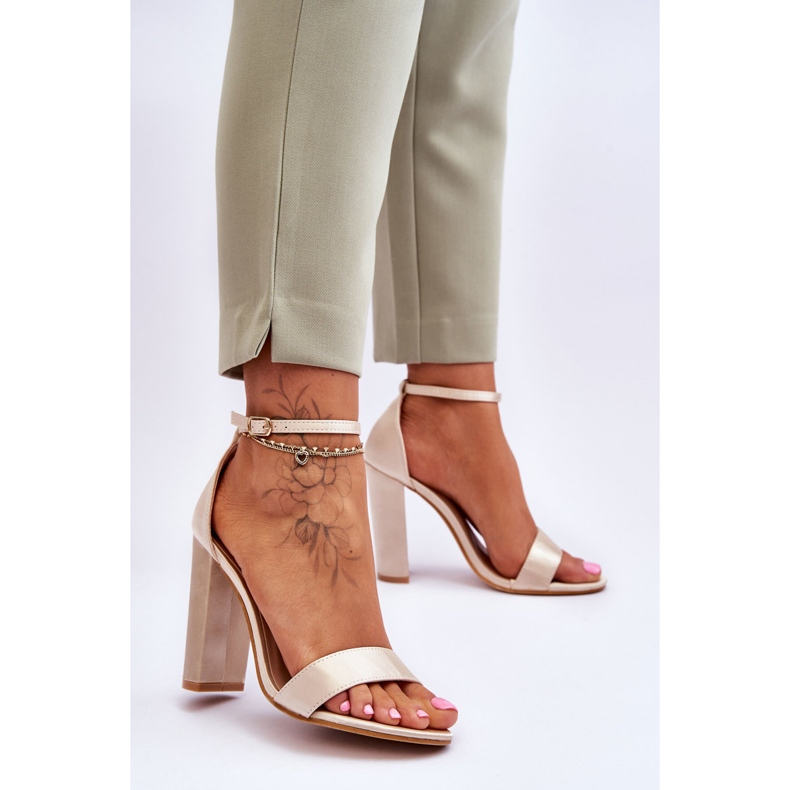 Sandales Talon Satin Beige Linsy 2 Sandales Talon Satin Beige Linsy 2