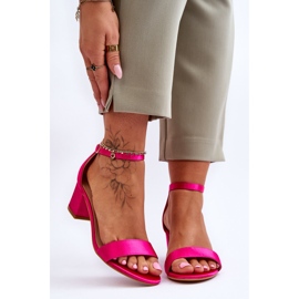 PG1 Sandales à talons bas en satin fuchsia Juliet rose 1