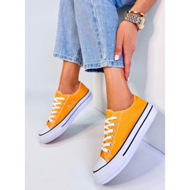 BM Baskets classiques femme Fargis Jaune 1