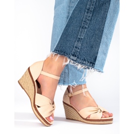 Sandales espadrilles compensées beiges Shelovet 1 Sandales espadrilles compensées beiges Shelovet 1
