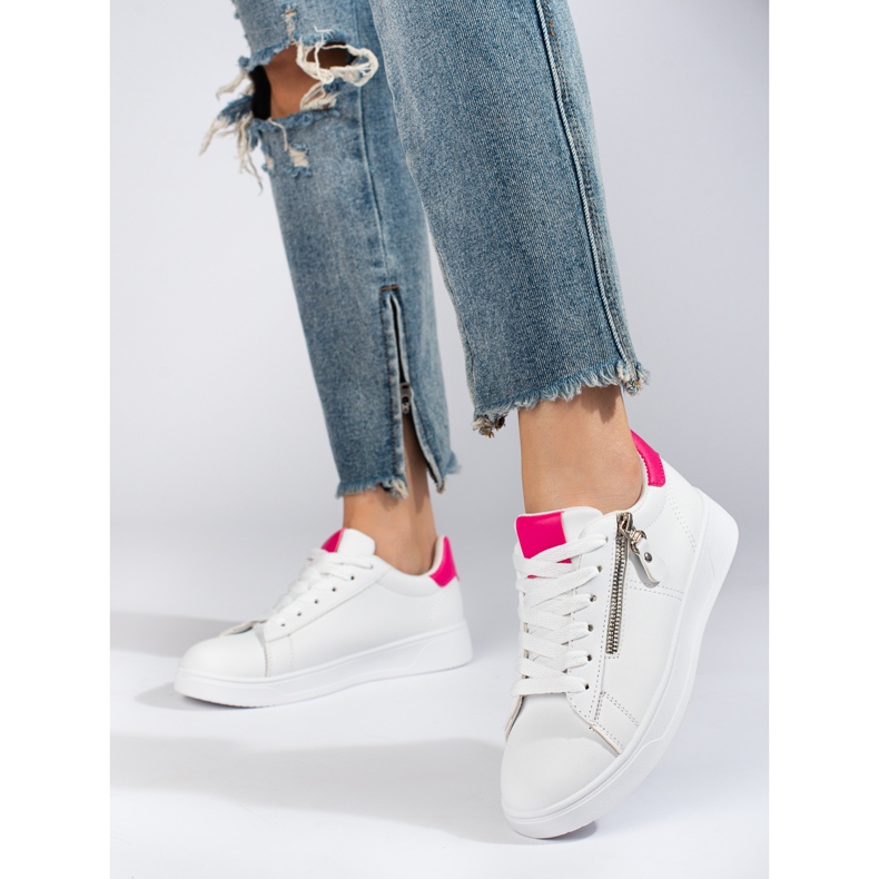 Chaussures de sport classiques pour femmes Shelovet blanches 1