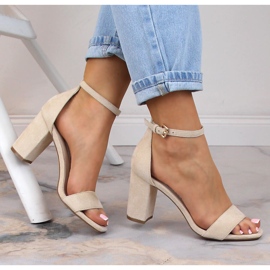 Sandales en daim beige pour femmes eVento 5560 3