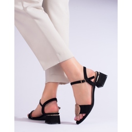 SHELOVET Sandales à talons bas en daim noir pour femmes le noir 3