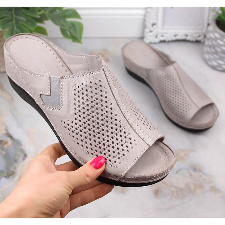 Sandales compensées femme cuir avec élastique T.Sokolski L22-518 beige 1