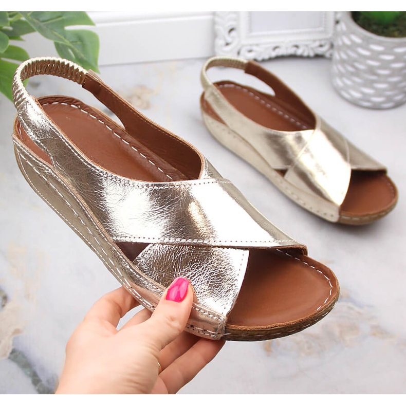 Sandales à enfiler en cuir verni pour femme or T.Sokolski L22-1001 doré 1