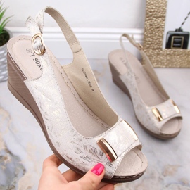 Sandales compensées femme beige brillant T.Sokolski L23-444 1