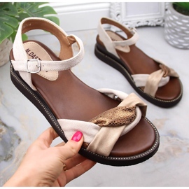 M. DASZYŃSKI Sandales compensées femme beige M.Daszyński MR2267-4 2