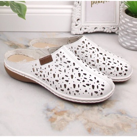 Rieker 65996-80 sliders tout cuir blanc ajouré avec élastique 1