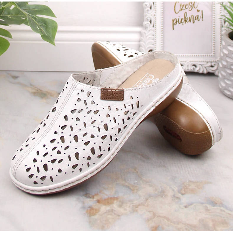 Rieker 65996-80 sliders tout cuir blanc ajouré avec élastique blanche 2 Rieker 65996-80 sliders tout cuir blanc ajouré avec élastique blanche 2