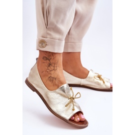 Ballerinas en cuir féminin Zazoo 2660/007 Gold d'or 2