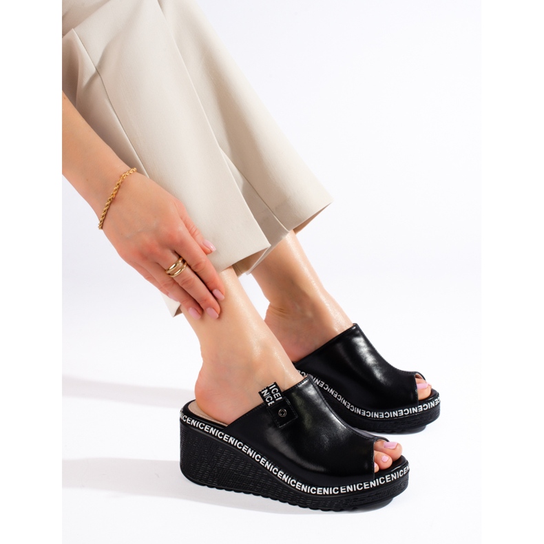 Chaussons compensés Shelovet noirs femme 1