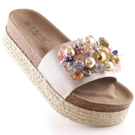 Espadrilles pour femmes sur la plate-forme avec des perles beige S.Barski Kv 578-1 1