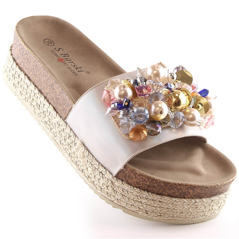 Espadrilles pour femmes sur la plate-forme avec des perles beige S.Barski Kv 578-1 1