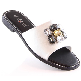 Chaussons blancs plats confortables pour femmes avec zircons S.Barski Kv 2775-31 2