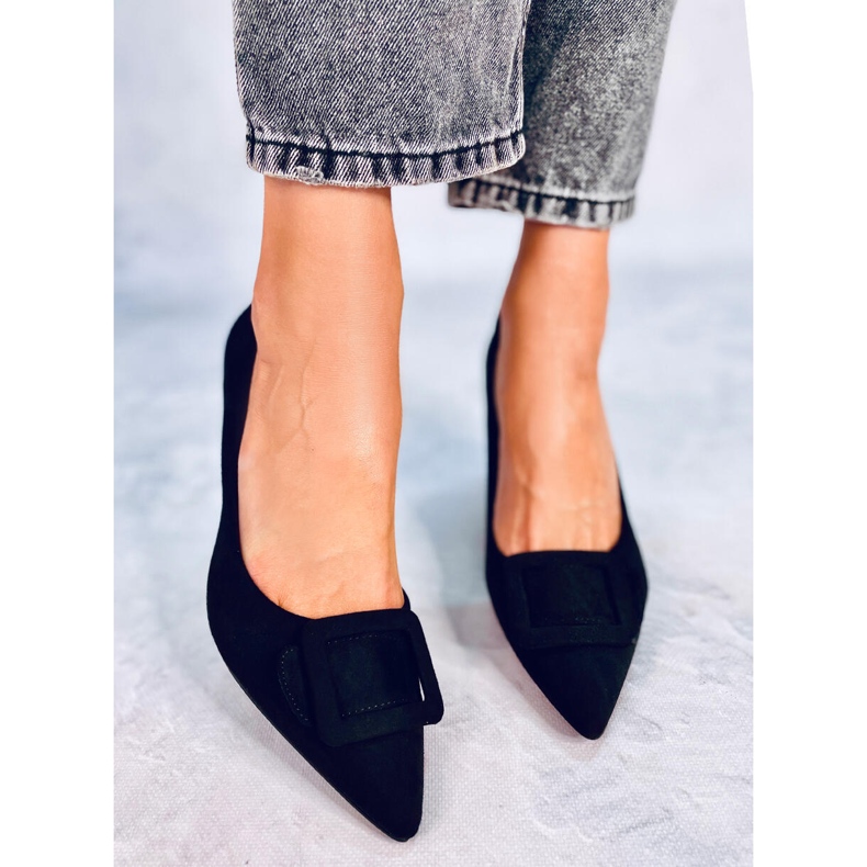 Escarpins sur talon aiguille Fiona Black le noir 1 Escarpins sur talon aiguille Fiona Black le noir 1