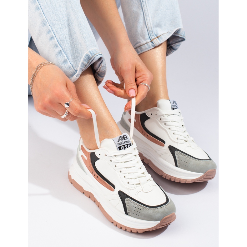 Baskets femme sur semelle épaisse Shelovet blanc 1