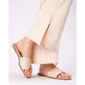 Pantoufles classiques beiges en cuir écologique Shelovet 1 Pantoufles classiques beiges en cuir écologique Shelovet 1