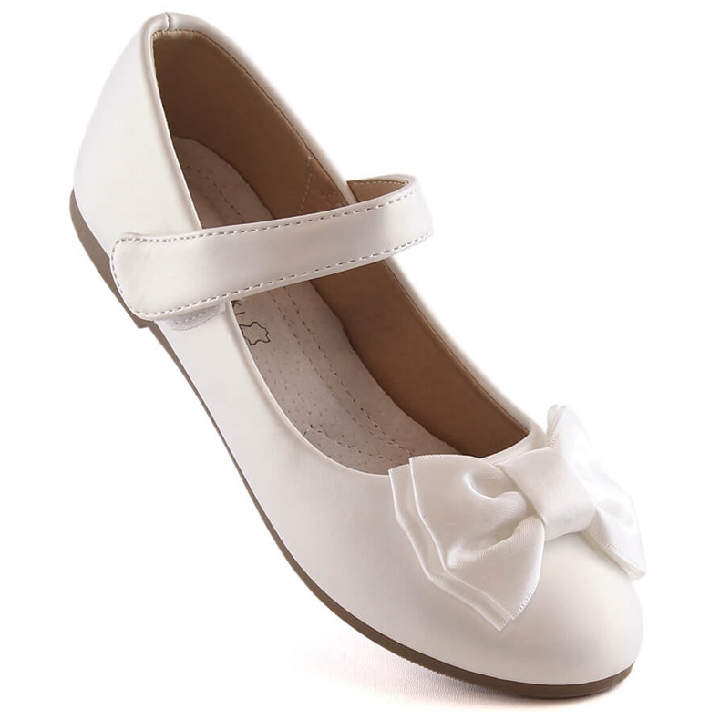 Ballerines première communion fille à nœud velcro blanc Potocki BB23009 1