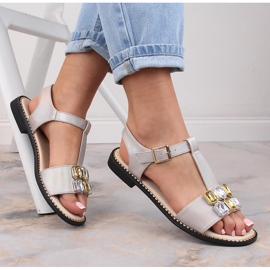 Sandales plates confortables pour femmes avec zircons beige S.Barski 2775-30 1