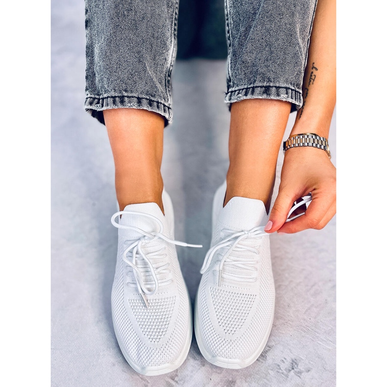 Chaussures de sport chaussettes Dambro H/WHITE blanche 1