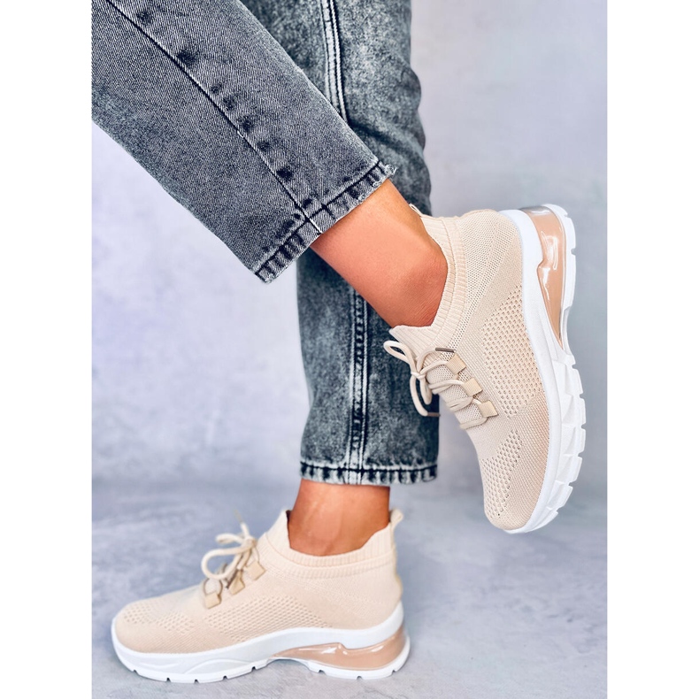 Caruso Chaussures de sport chaussettes beiges 1