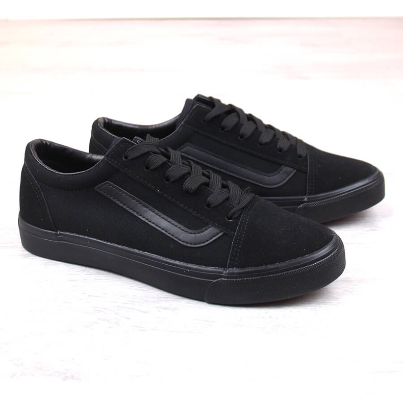 Baskets basses Atletico textile noir 1