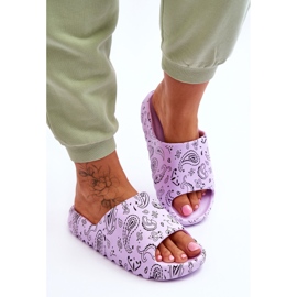 Pantoufles pour femmes à la mode sur une plate-forme massive Violet Lorette 7