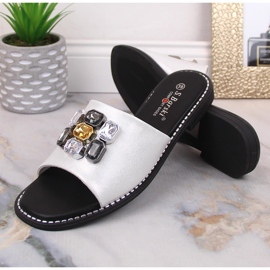 Chaussons blancs plats confortables pour femmes avec zircons S.Barski Kv 2775-31 blanche 1