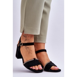 Sandales à talons bas pour femmes en daim noir Loredo le noir 7
