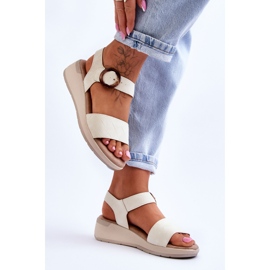 Sandales compensées beiges Menaro confortables 4