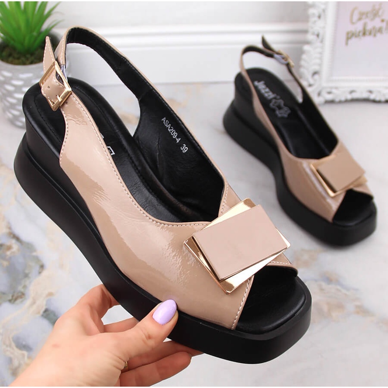 Sandales compensées femme laquées Jezzi SA209-4 beige 1