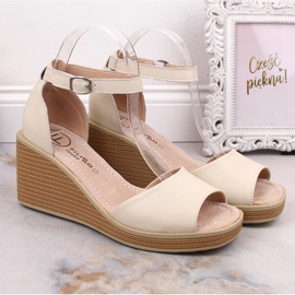 Sandales compensées en cuir confortables pour femmes Filippo DS4507 beige 2