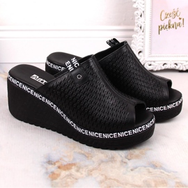 Sandales compensées ajourées en cuir femme noir Artiker 50C0523 le noir 2