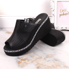 Sandales compensées ajourées en cuir femme noir Artiker 50C0523 le noir 3