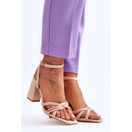 Sandales Classiques en Daim Beige Bernett 6