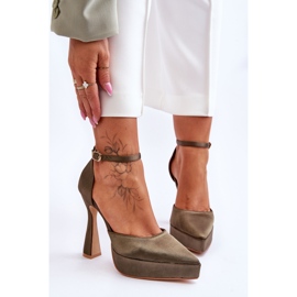 Escarpins à la mode sur un large talon haut Folie vert foncé 1