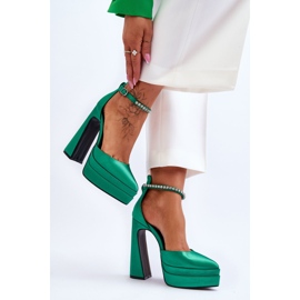Escarpins à la mode sur un talon vert Santoro 3