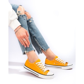 Baskets jaunes classiques Shelovet 1