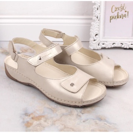 Sandales confortables en cuir pour femme avec velcro doré Helios 266-2 d'or 3