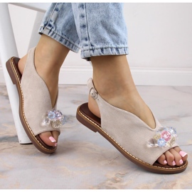 Sandales plates en daim pour femmes avec cristaux beiges Jezzi RMR2266-2 4