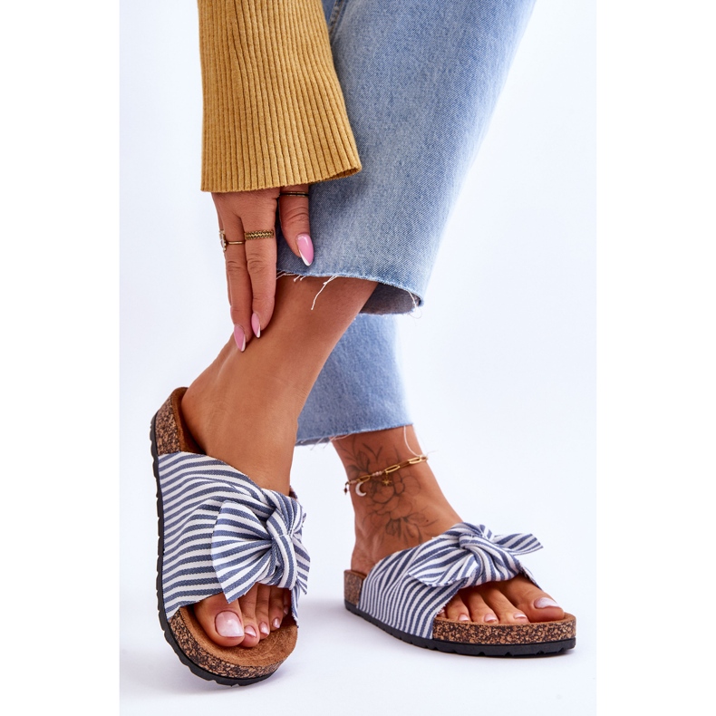 FJ1 Tongs Sur Une Plateforme En Liège Avec Des Rayures Blanches Et Bleues Festives 2