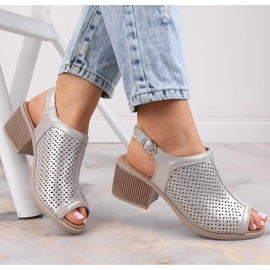 Sandales en cuir ajouré Filippo beige/or DS4475 doré 2