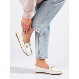 Mocassins femme classiques Shelovet blancs 1