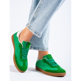 Baskets en daim vert Shelovet 2