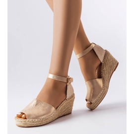 BM Espadrilles compensées dorées de Trails d'or 1